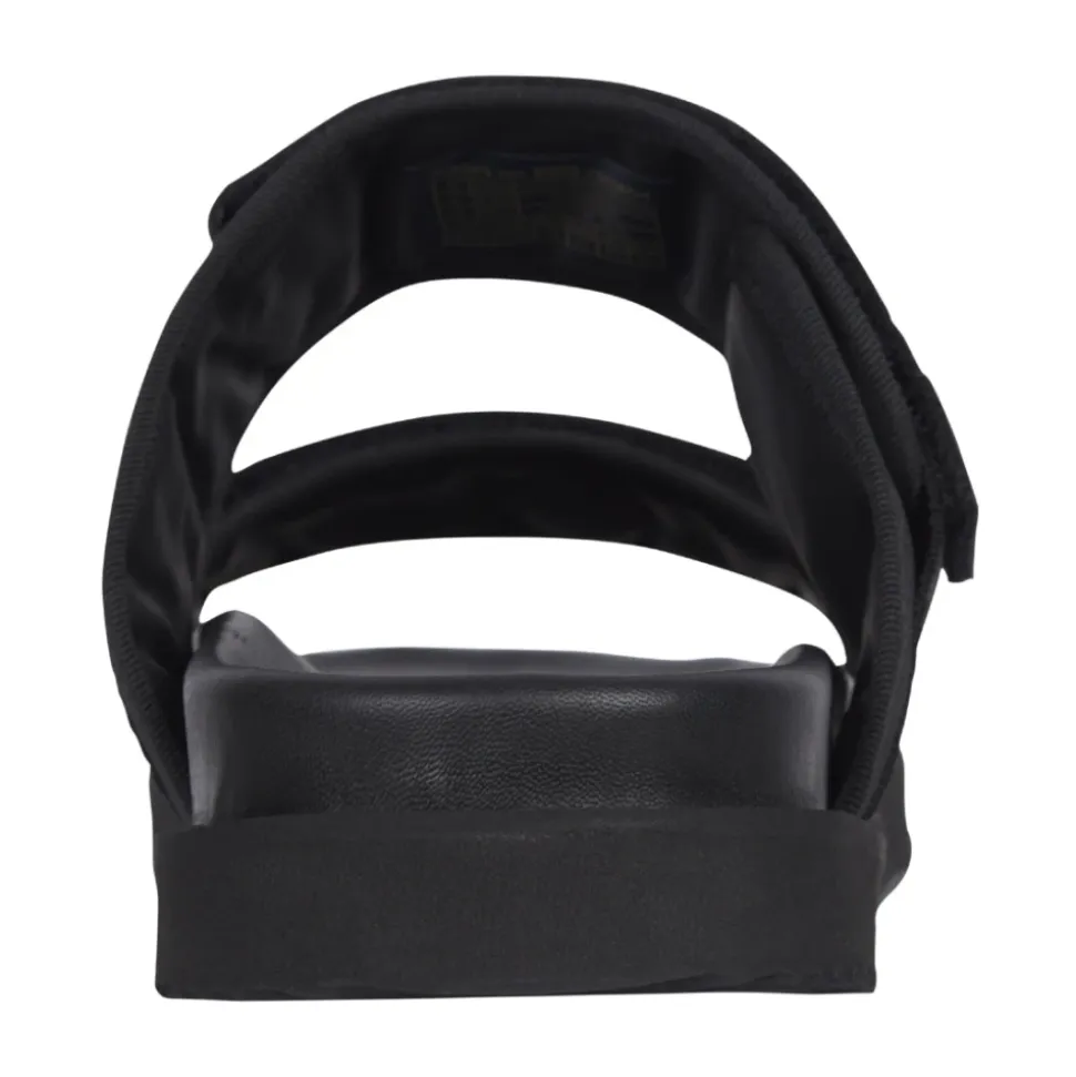 Sandalen met gekruiste bandjes en grove zool