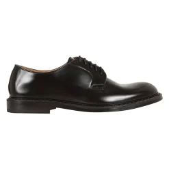 Schoenen met veters
