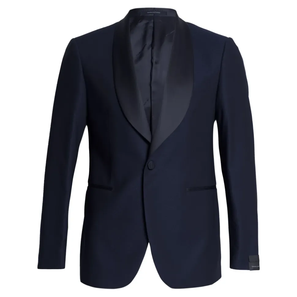 Shawl-lapel smoking