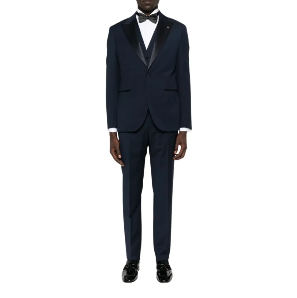 Single Breasted Suit