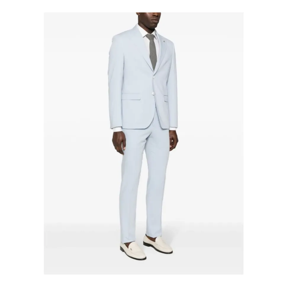 Single-breasted Suit