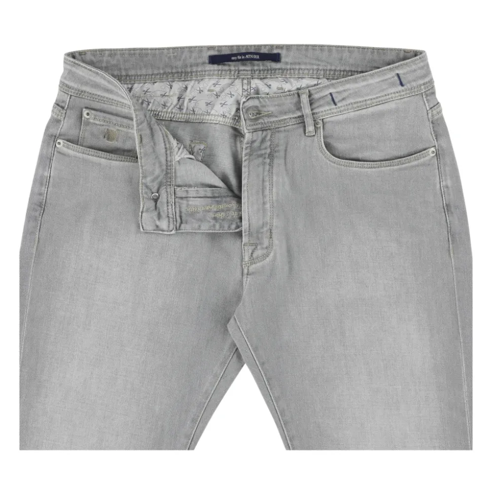 Slim-fit Jeans