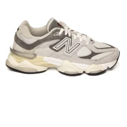 9060 Sneakers