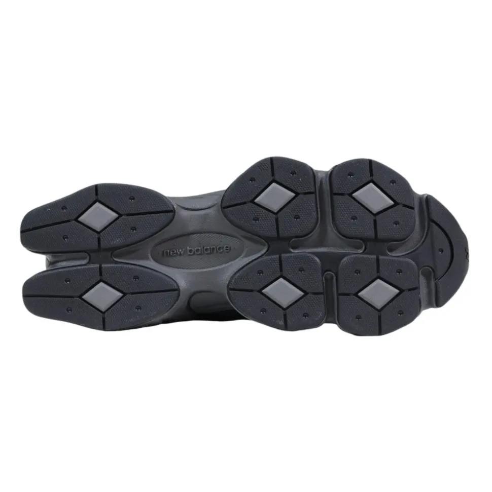 9060 Sneakers