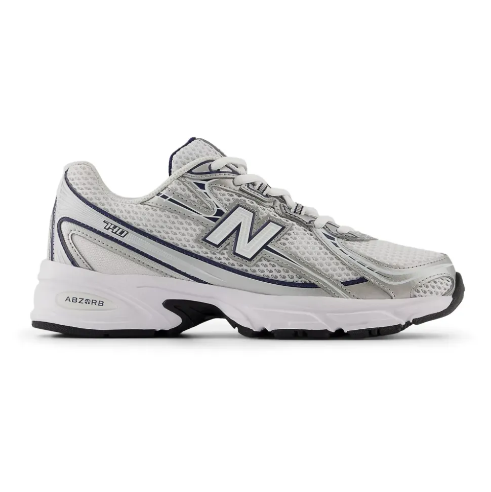 740 Sneakers