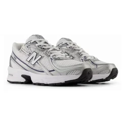 740 Sneakers