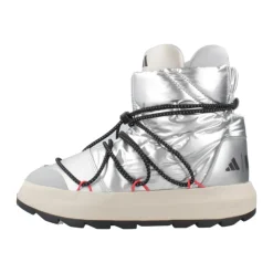 Snow Boots