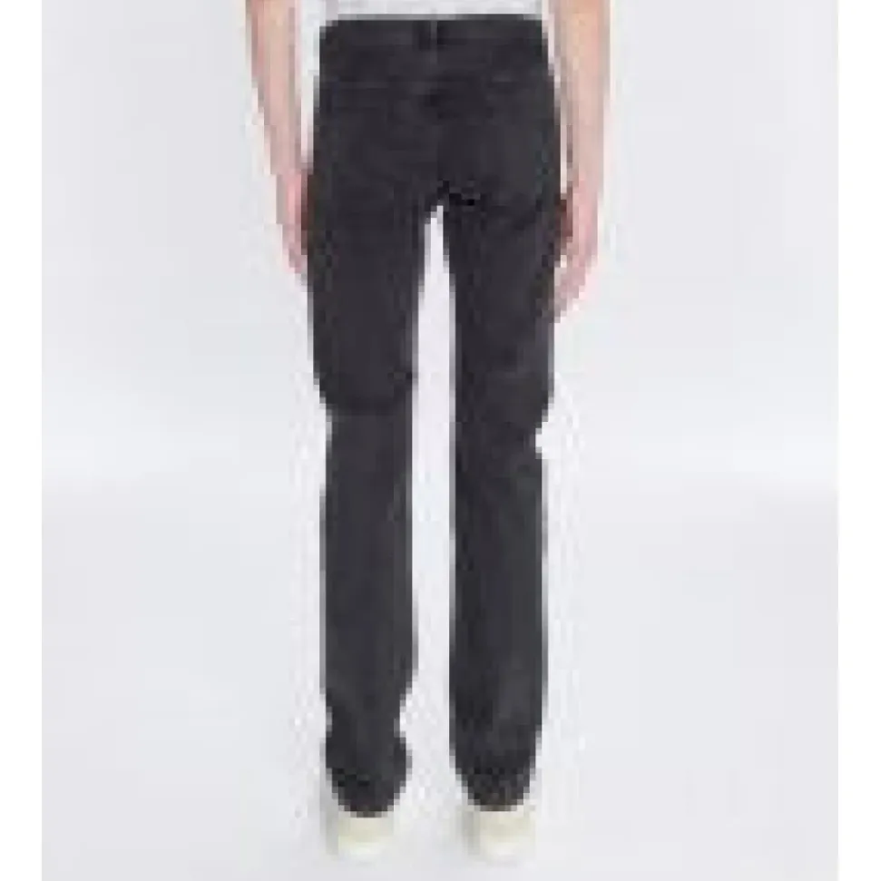 Straight Jeans