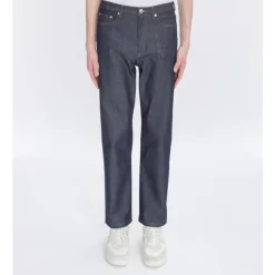 Straight Jeans
