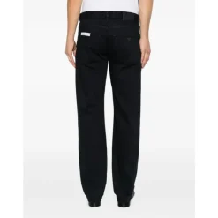Straight Jeans