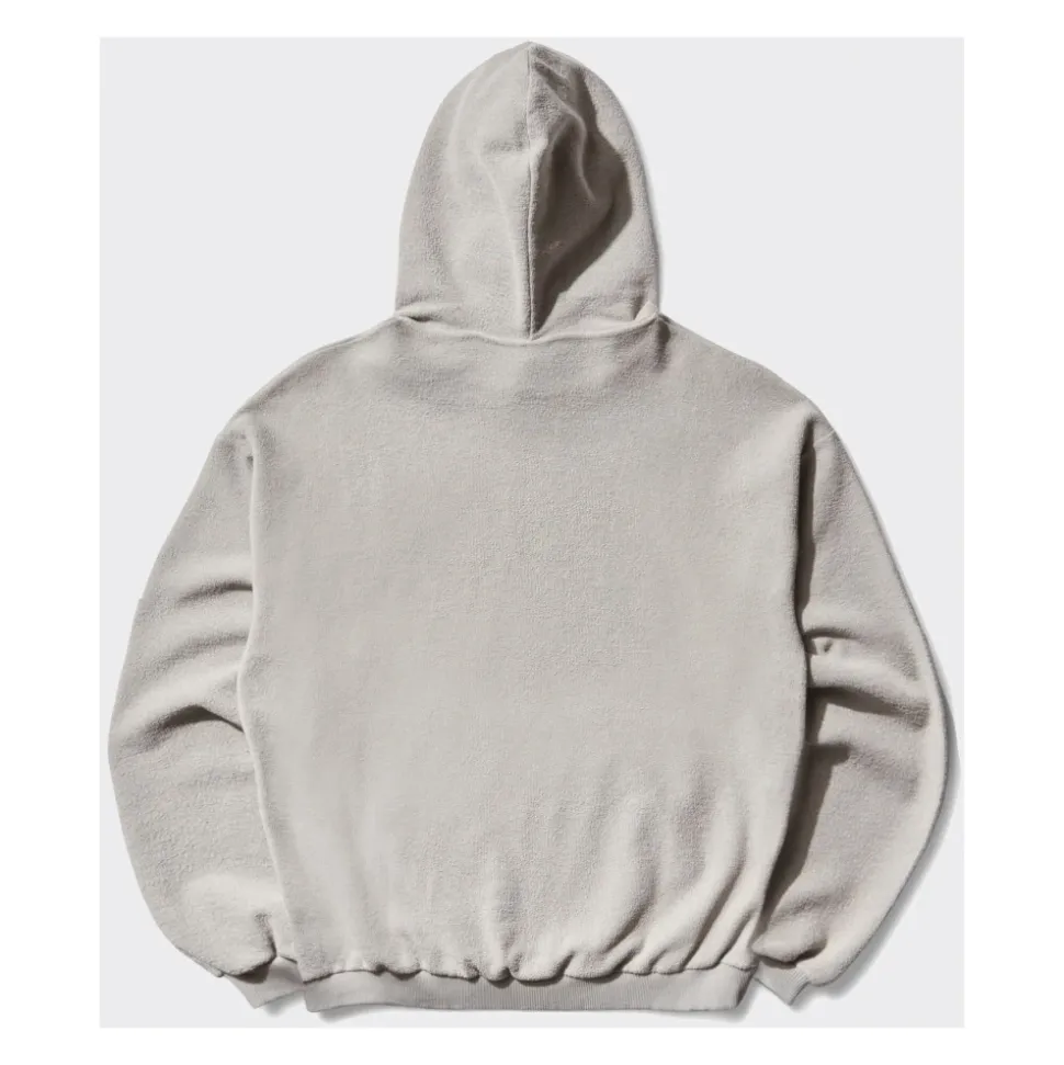 Sweatshirts & Hoodies