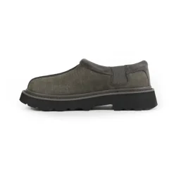 Tasman Lug Embossed Mule