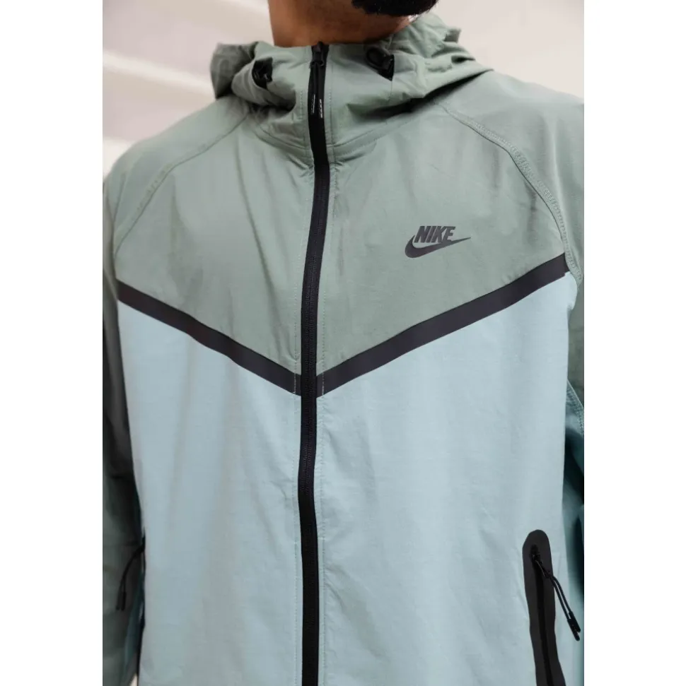 Tech Woven Trainingspak