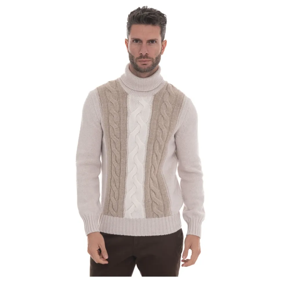 Turtleneck Pullover