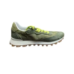Veloce Sneakers