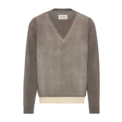 V-neck Knitwear