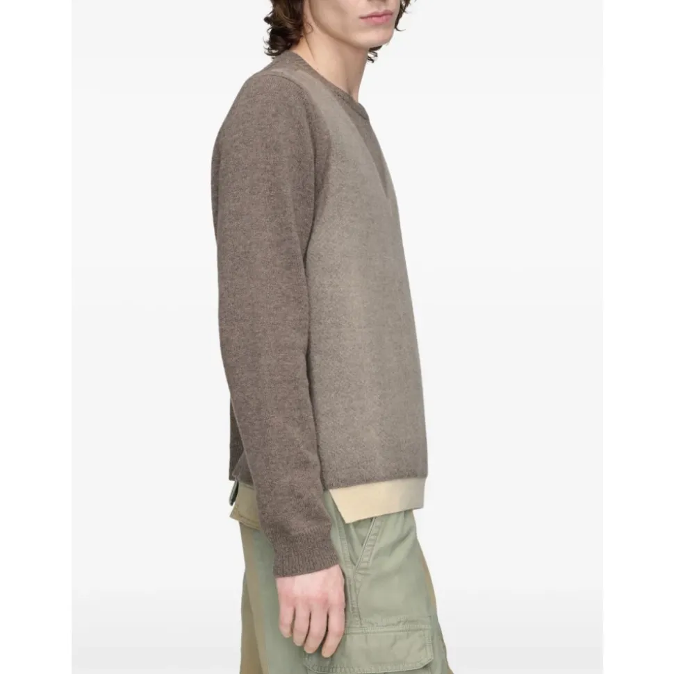 V-neck Knitwear