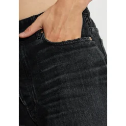 Wide-leg Jeans