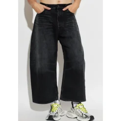 Wide-leg Jeans