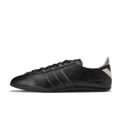 Y-3 Tokyo