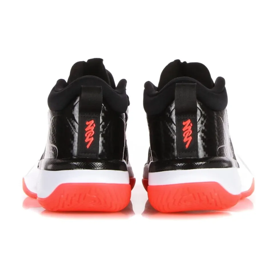 Zion 1 Basketballschoen