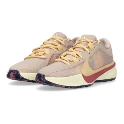 Zoom Freak 5 Basketbalschoen