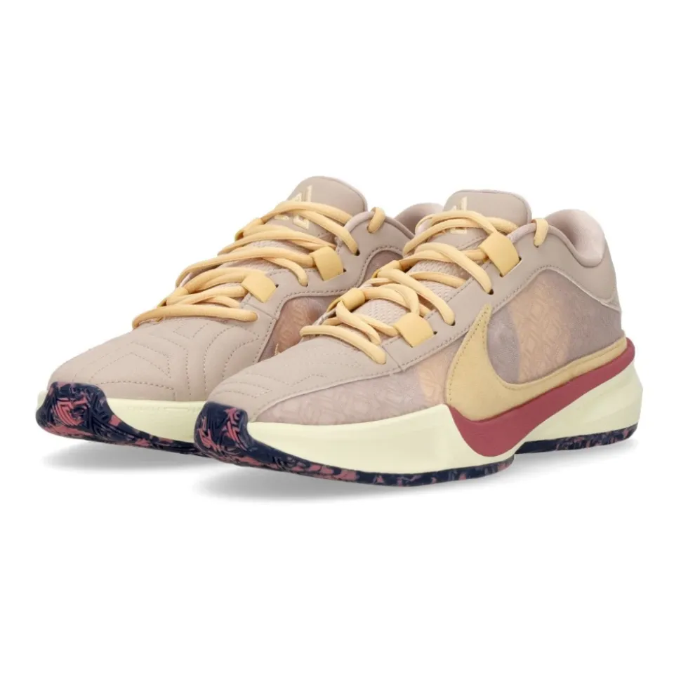 Zoom Freak 5 Basketbalschoen
