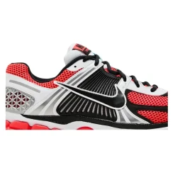 Zoom Vomero 5