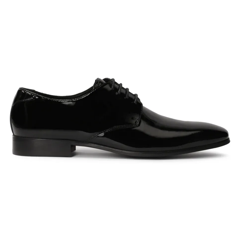 Zwarte formele herenschoenen.Dit product valt klein uit.